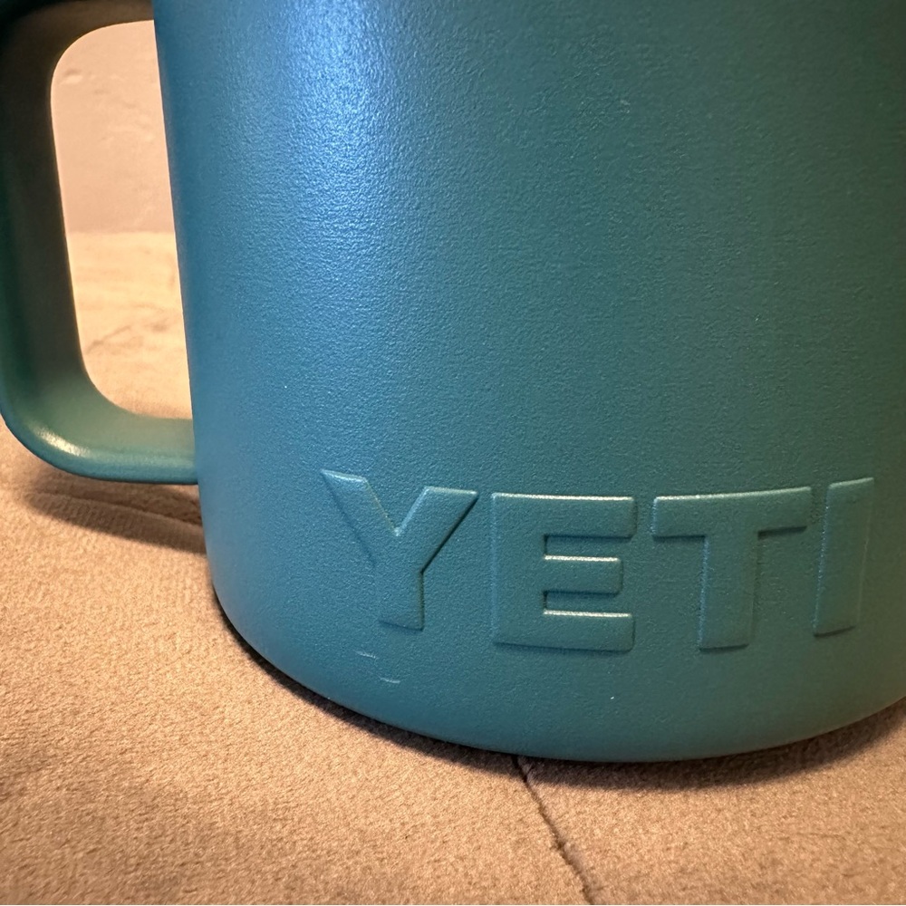 YETI Rambler 14oz Stackable Mug with Clear Lid -River Green - Picture 8 of 9